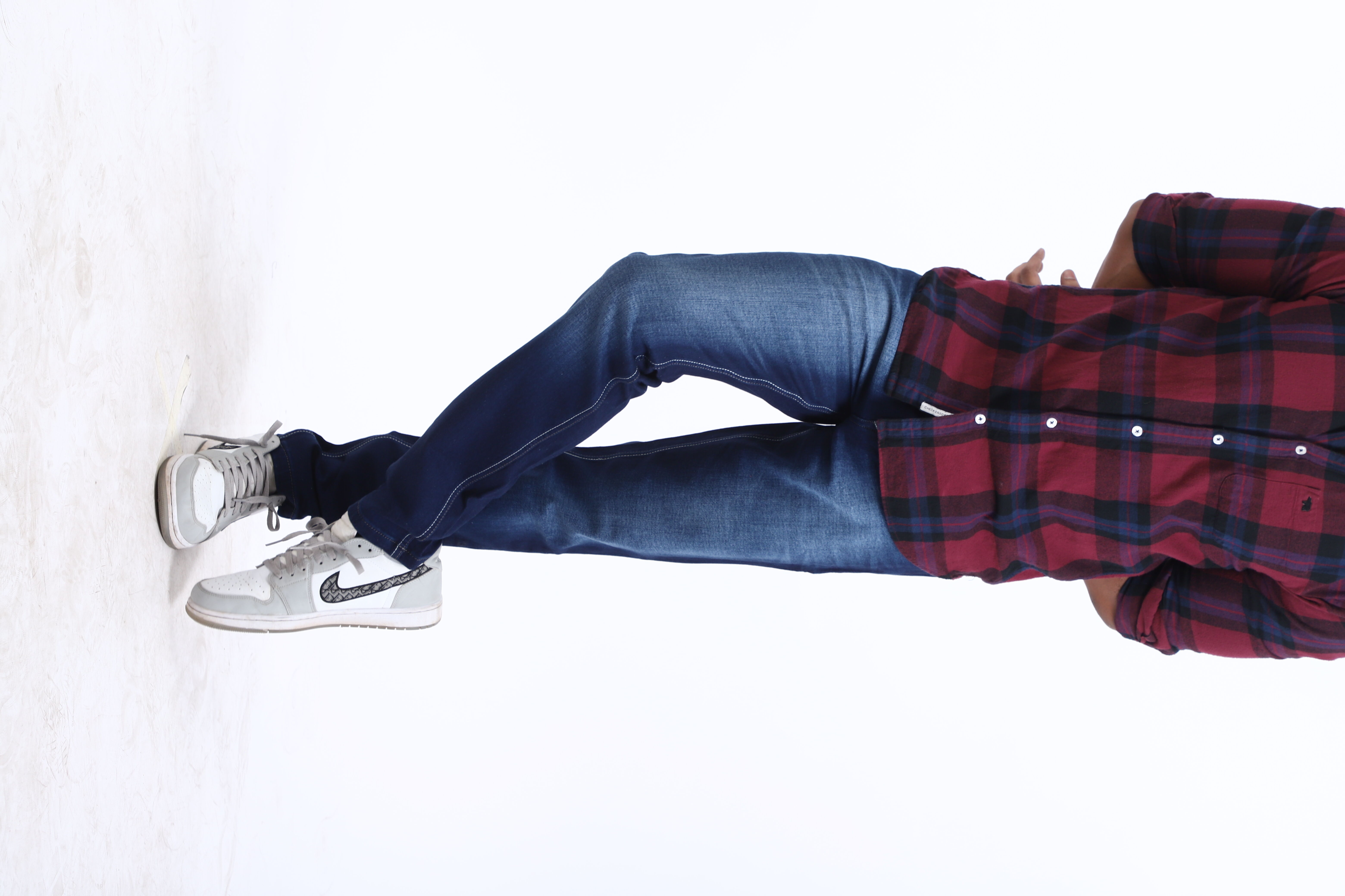 Narrow Fit Jeans